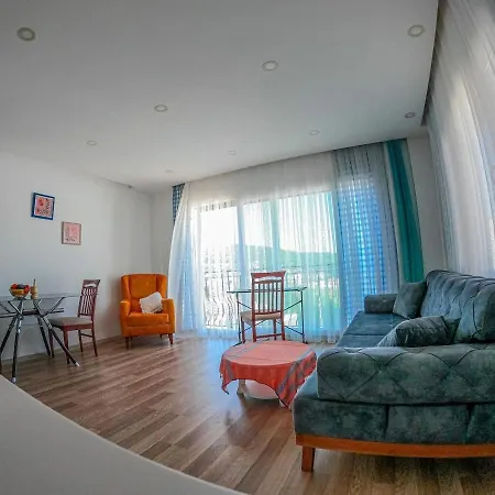 Evalacati - Stylish Flat Blue