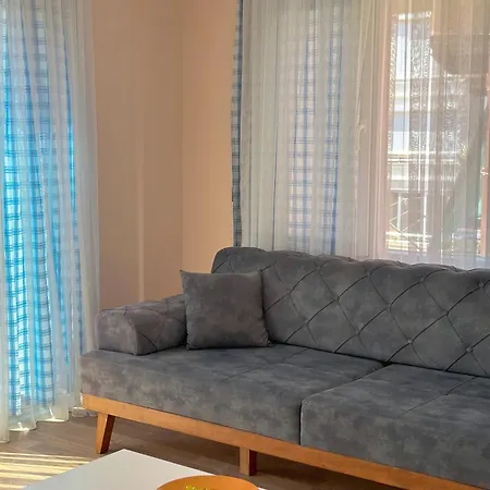 Evalacati - Stylish Flat Blue Apartment